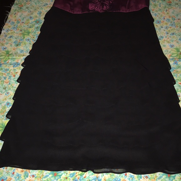 Sexy Burgundy & black S.L fashions dress - Picture 7 of 7